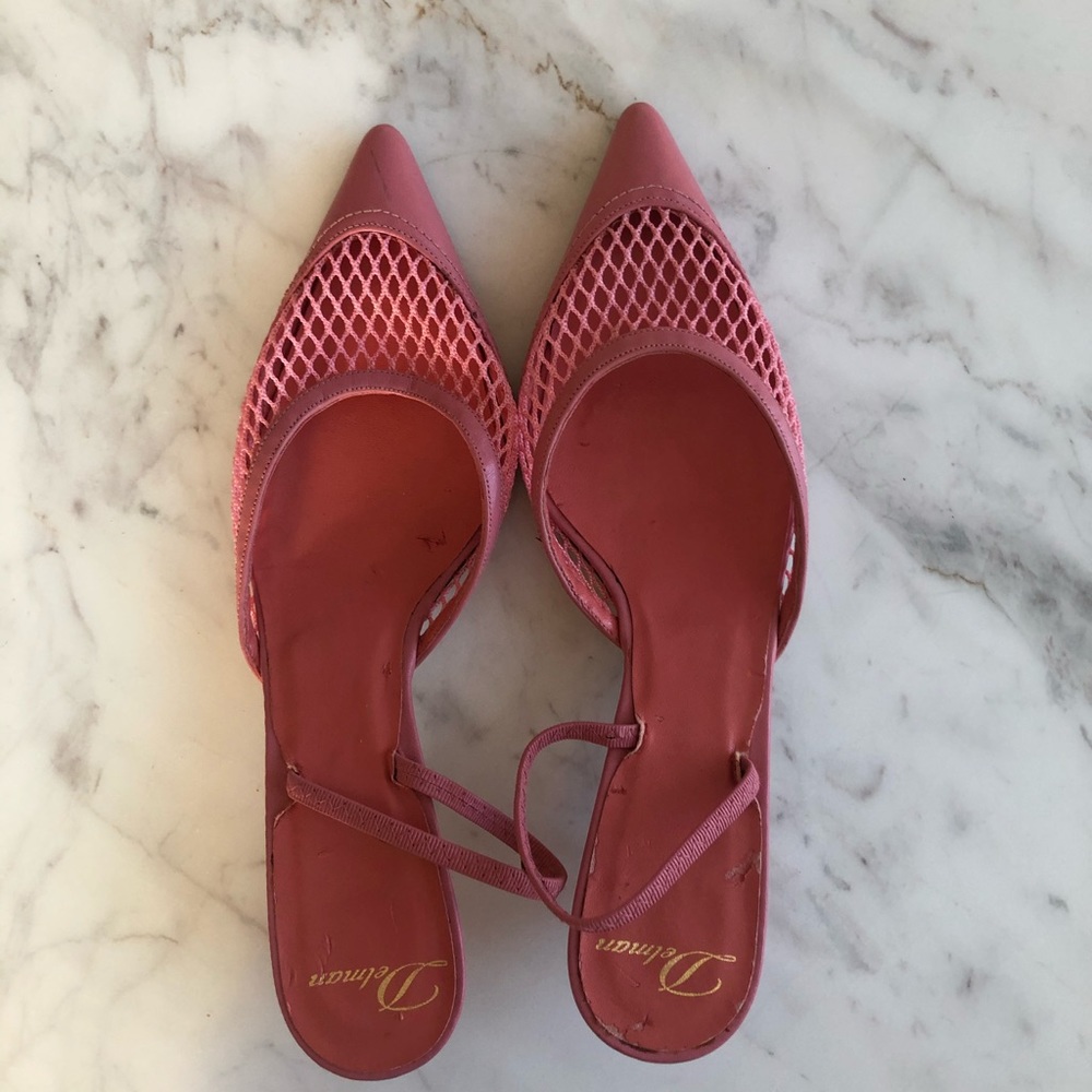 Size 8 pink Delman kitten heels
